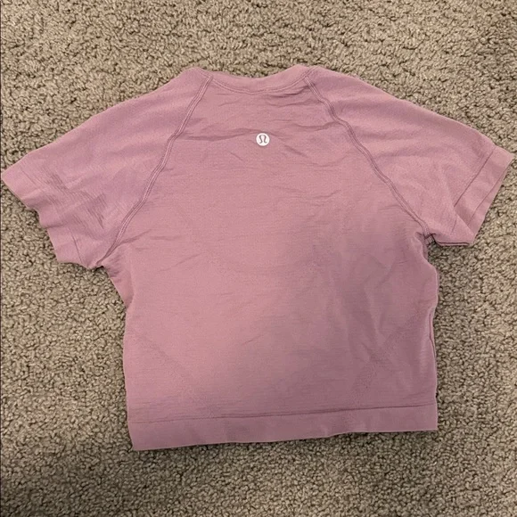 lululemon swiftly tech cropped short sleeve 2.0 - Picture 2 of 2